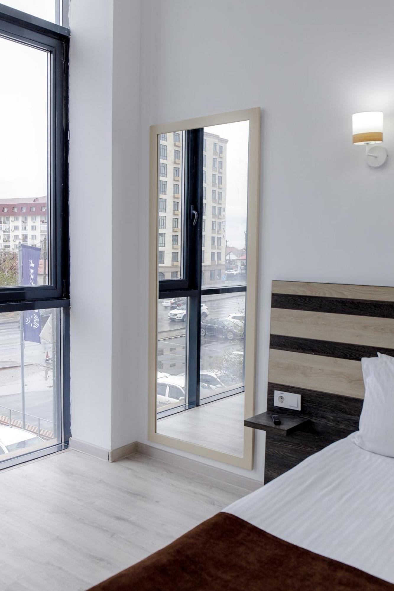 Отель Infinity Plaza Block 1 Атырау Экстерьер фото