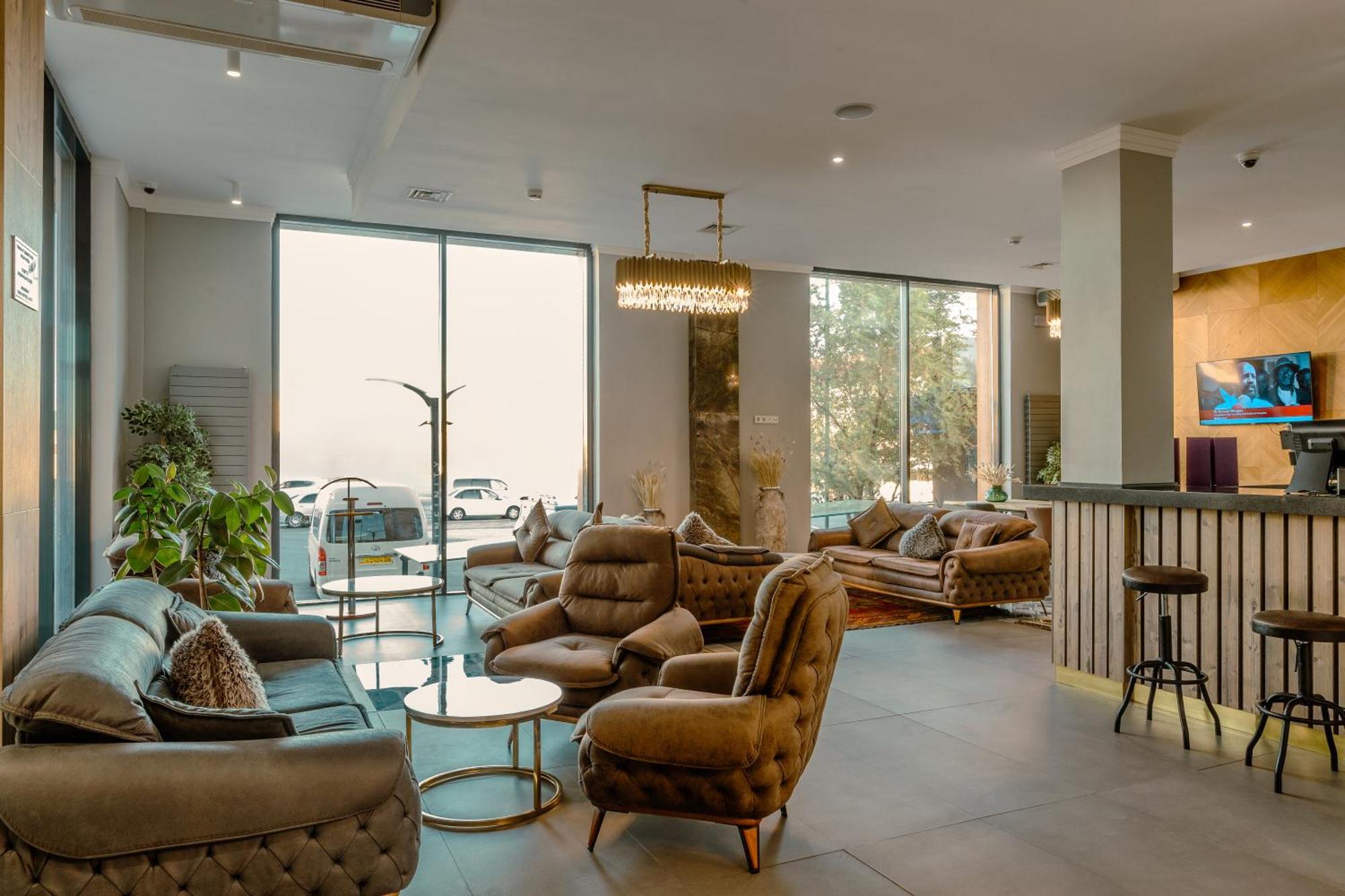Отель Infinity Plaza Block 1 Атырау Экстерьер фото